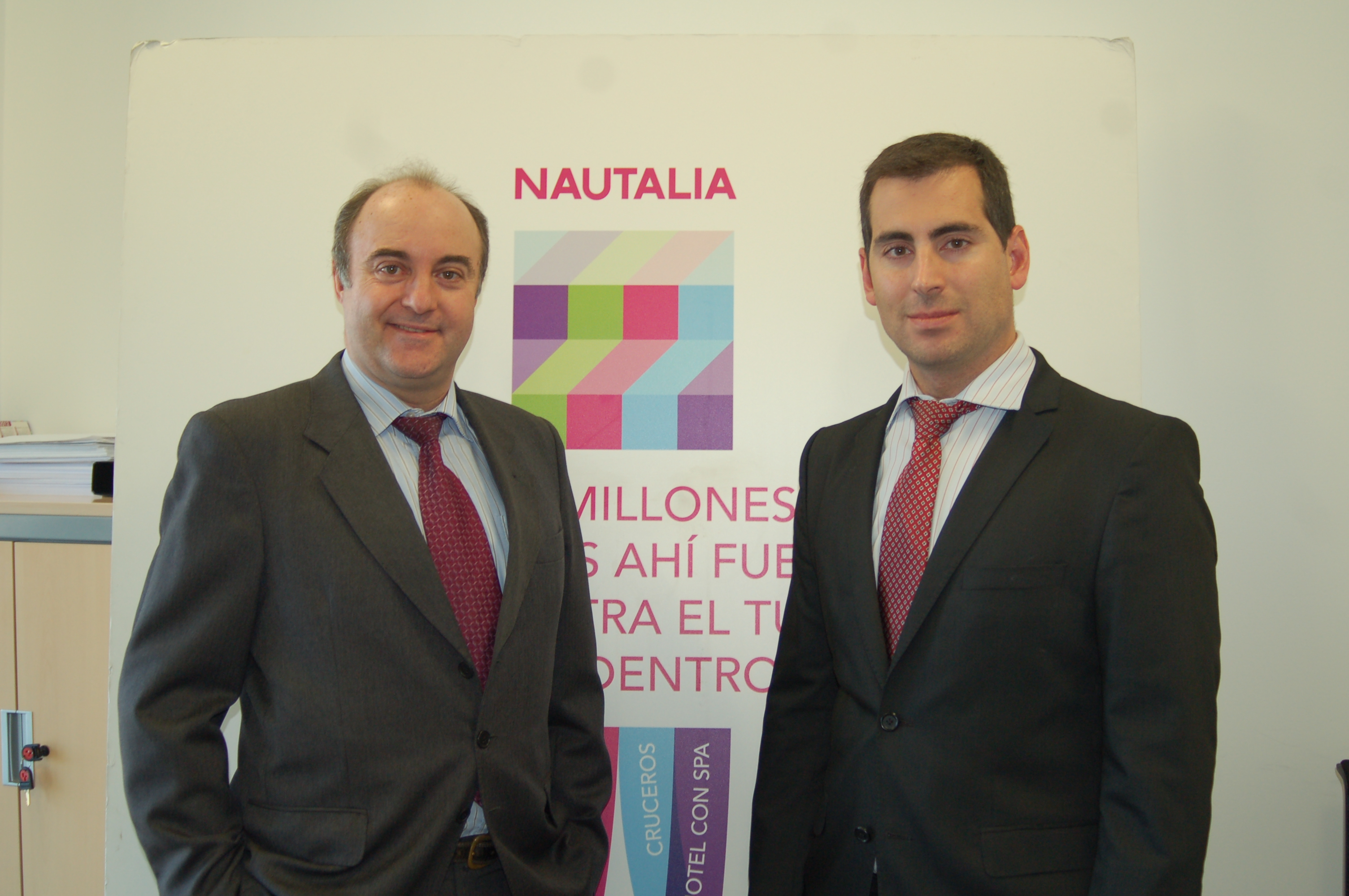 Aurelio Aurelio Pérez, director de Tecnología y Desarrollos de Nautalia (drcha.), y Juan Manuel Bernal, Consulting Sales Executive de HP.