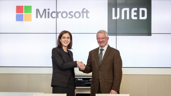 UNED acuerdo Microsoft